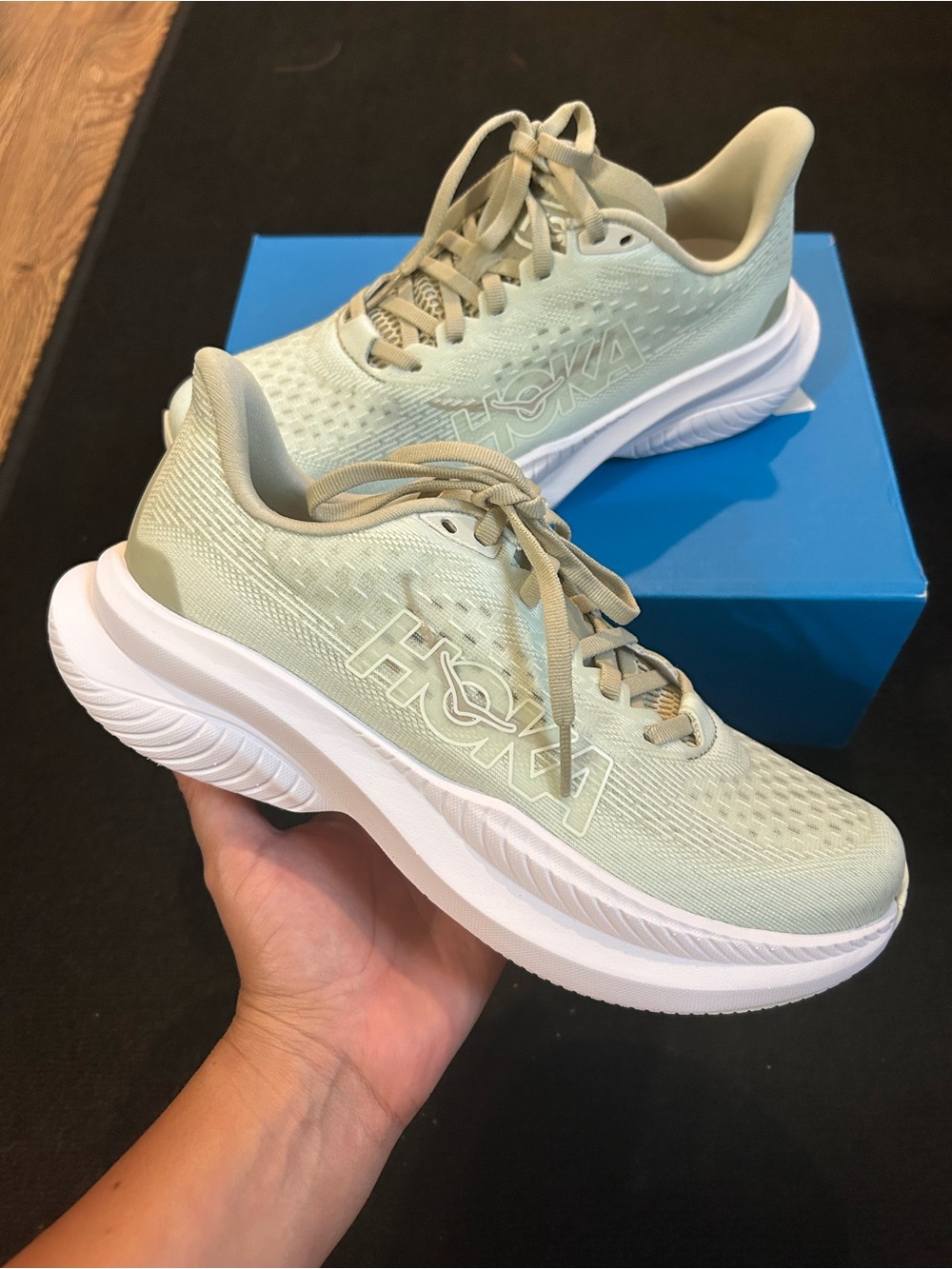 HOKA Mach athletic training running shoes sneakers women’s 7 new in box